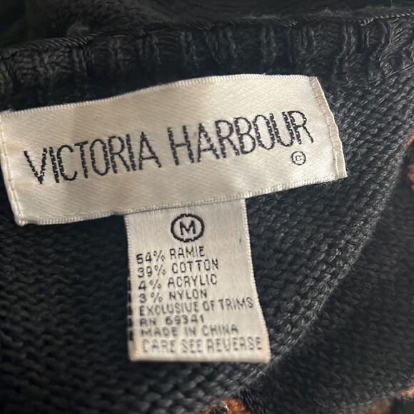 Vintage Victoria Harbour Jungle fringe sweater. Giraffe, zebra, elephant…animals - Picture 8 of 8